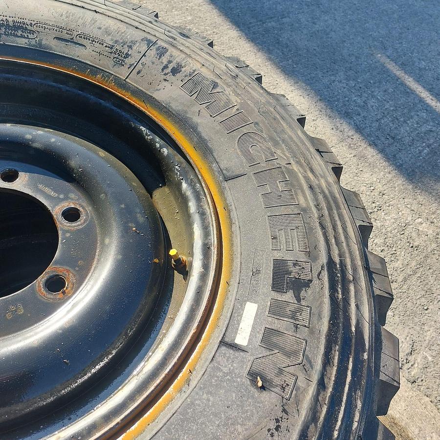 Used Michellin 365/80 R20 Wheels and Tyres