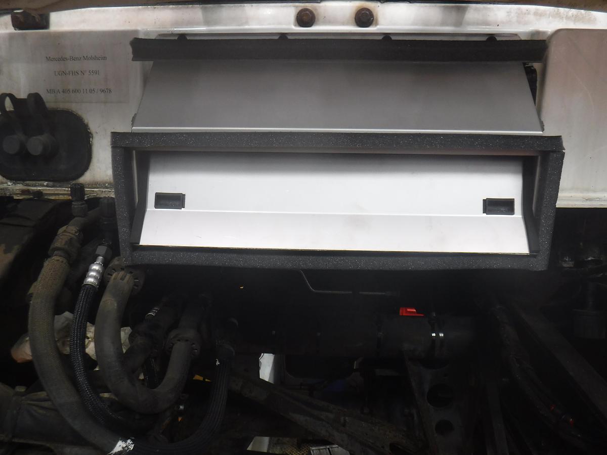 UGN UNIMOG STAINLESS STEEL HEATER BOX