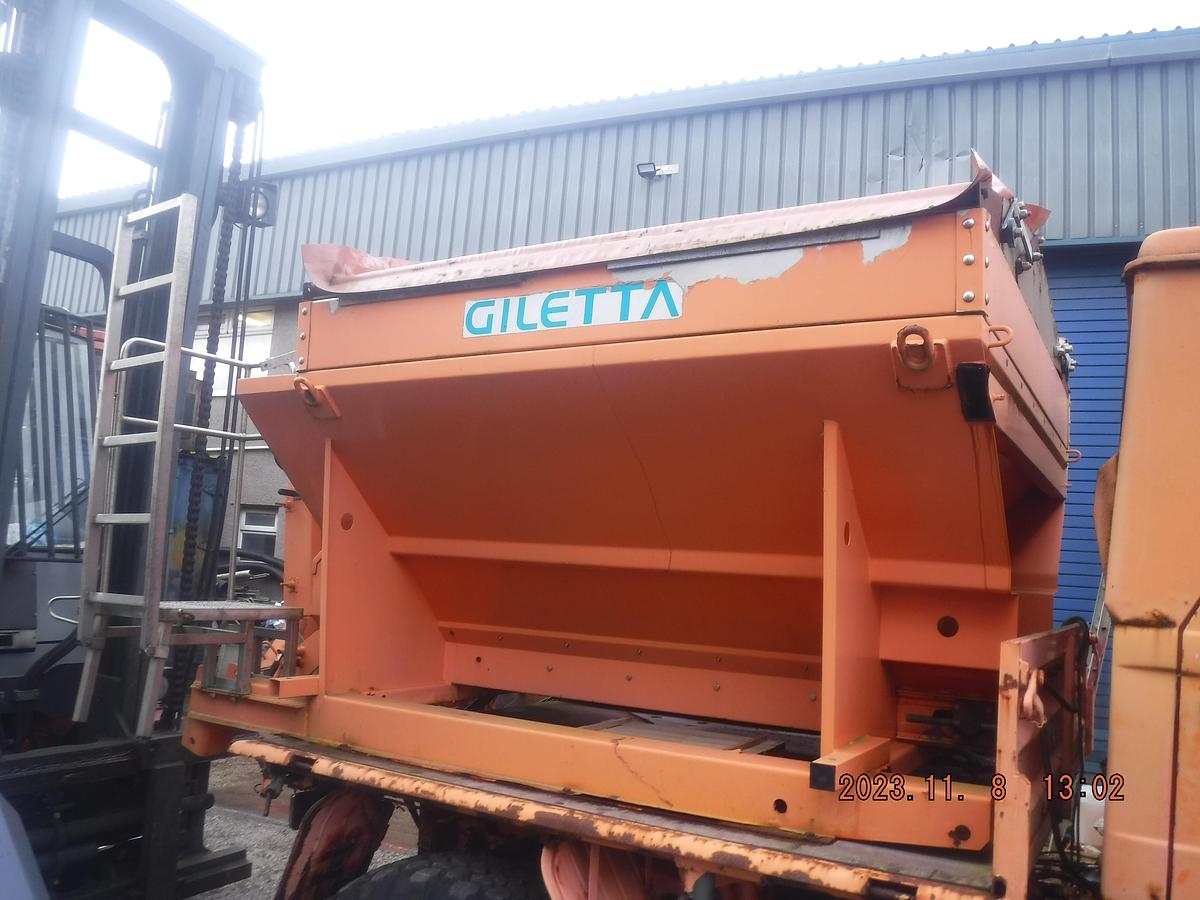 Used Salt Spreader / Gritter 
