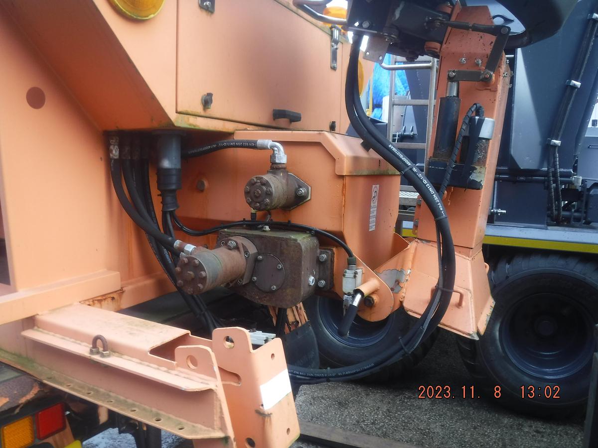 Used Salt Spreader / Gritter 