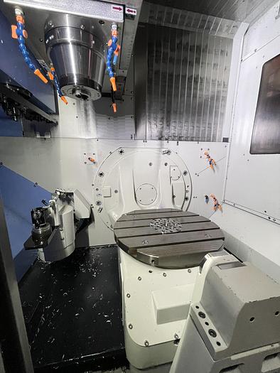 Used 2020 DOOSAN DVF5000 5-Axis CNC
