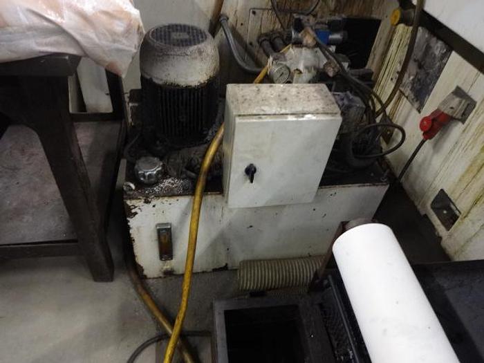 Utilisé Rectifieuse plane Marque GER type RS-12/60