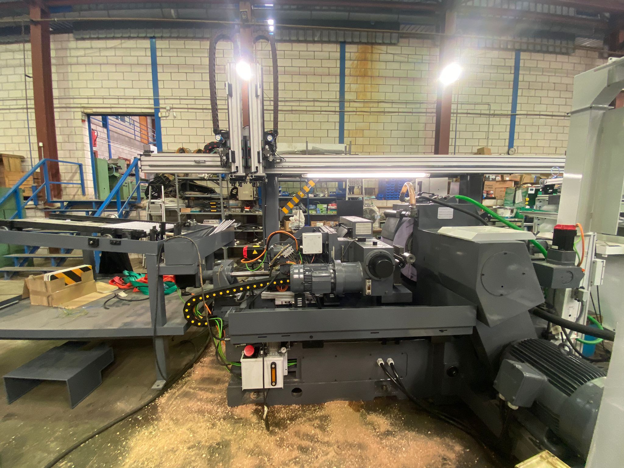 Usado 1997 ESTARTA 323 CNC Rectificadoras sin centros #4427