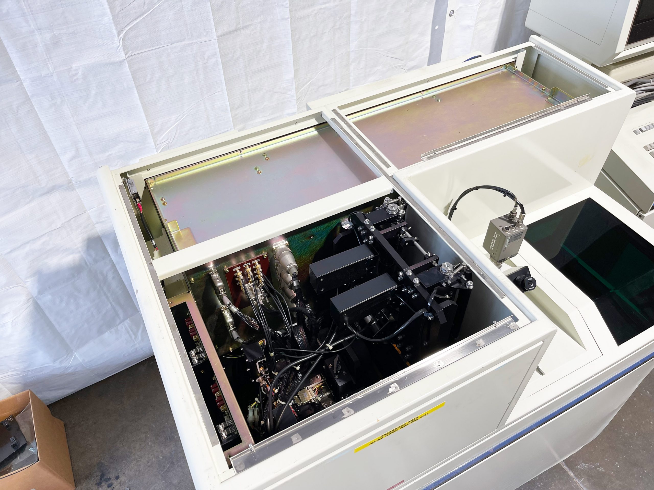 Used Horiba PD 2000 Reticle / Mask Particle Detection System