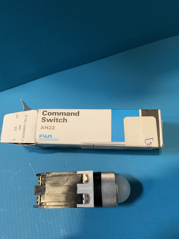Used Fuji Command Switch AH22-ZM