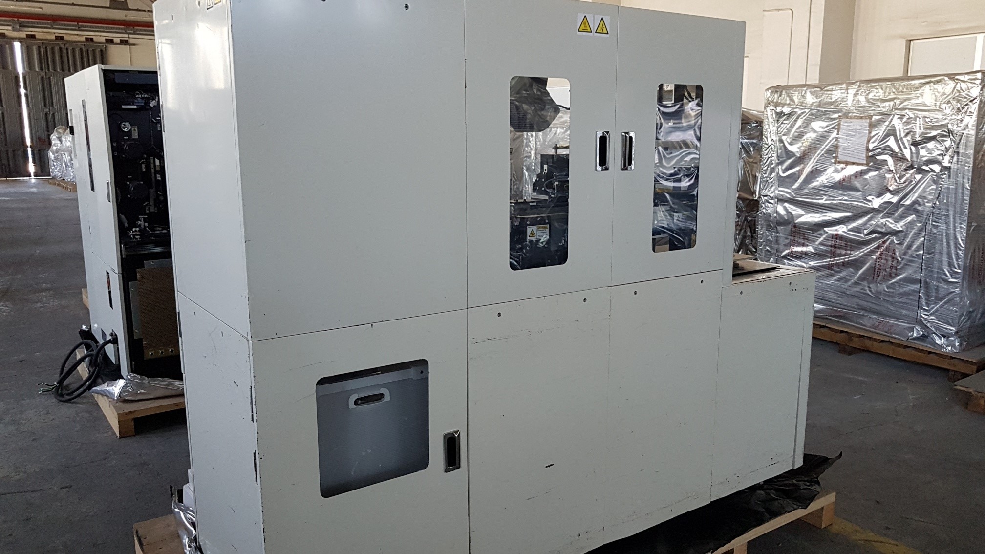 Used LINTEC RAD-2500F / 12RM Wafer Mounter