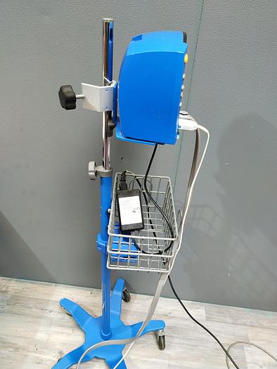 Gebraucht GE Carescape V100 Vitalparameter-Patientenmonitor auf Dinamap Rollstand #8069