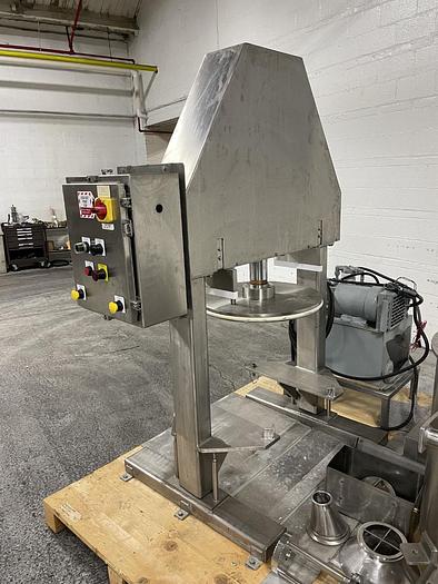 Used 40 GALLON ROSS TRIPLE MOTION VACUUM MIXER WITH DISCHARGE RAM - S/S - VACUUM - JACKETED