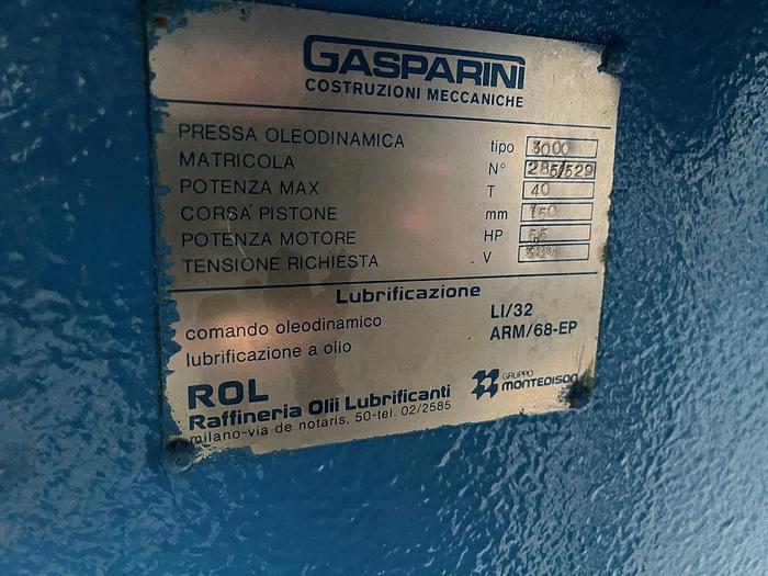 Usato PIEGATRICE GASPARINI IDRAULICA  3000X40 TON