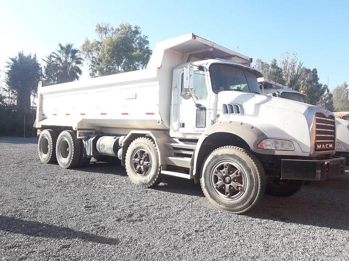 Usado 2012 MACK GU813