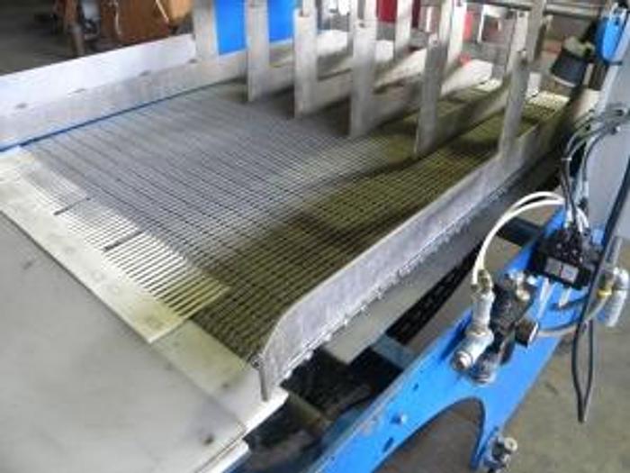 Used Biner-Ellison Feed/Dump Table