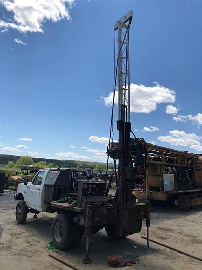 Used 1987 Acker Soil Sentry Drill Rig