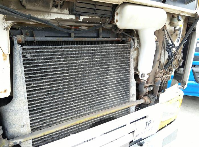 Used 1994 VOLVO F12 400 tractor unit