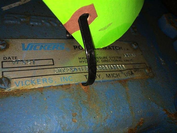 Used 0 Vickers CHX2501FBA1A38B1A3810 HYDRAULIC VALVE