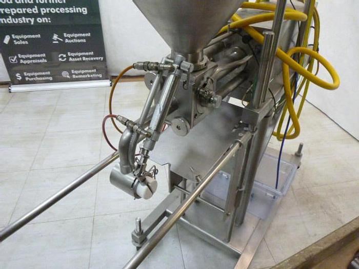 Used Apple International Piston Filler; Md#MR900