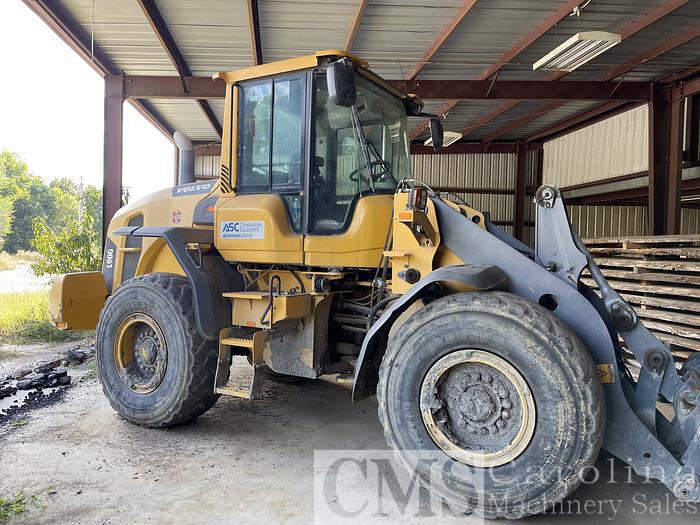 Used 2014 Volvo L-90G Loader