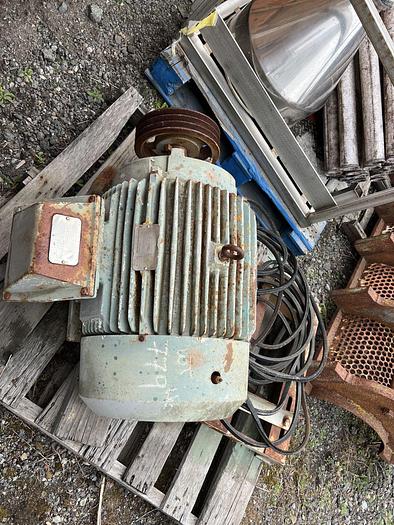 Used Press, Screw, Stord Bartz, Twin, 16" X 10-1/2', C/st, 40 HP #S735000