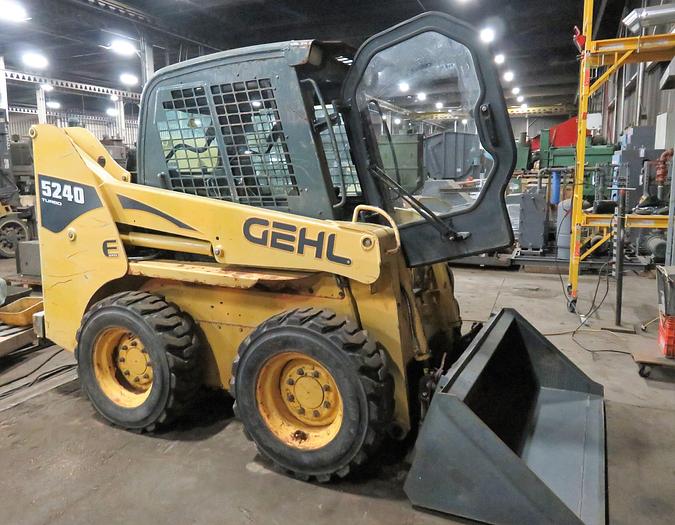 Used 2009 GEHL  5240E  TURBO  SKID STEER