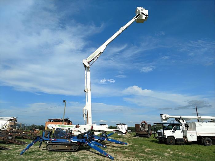 Used 2011 SKYLIFT/ VERSALIFT SUPER ARBORIST 53/VST521