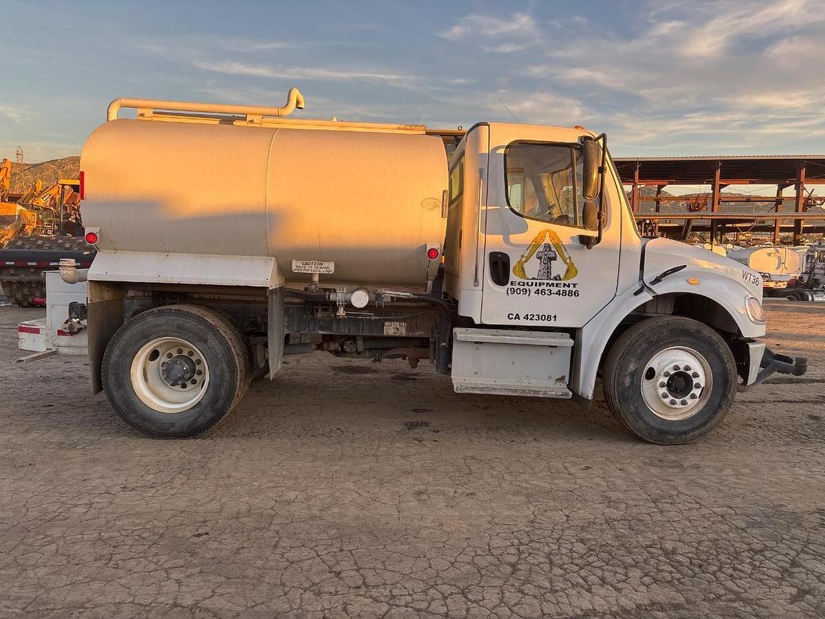 Used 2019 FREIGHTLINER M2 106