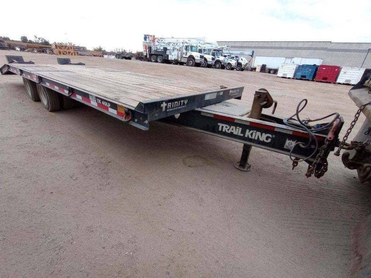 Used 2019 Trail King T-40