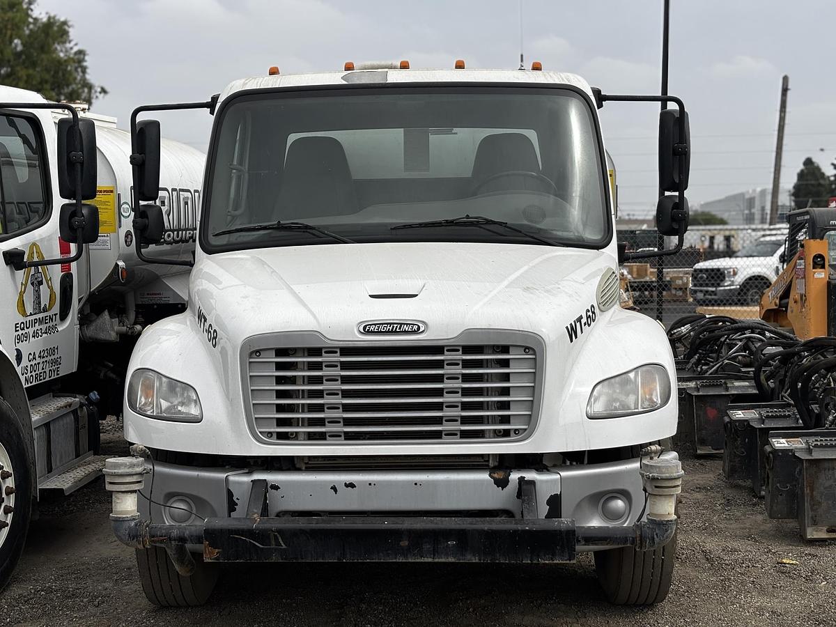 Used 2019 FREIGHTLINER M2 100