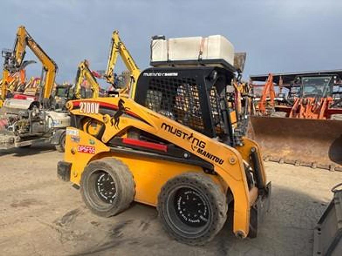 Used 2020 MUSTANG 2700V