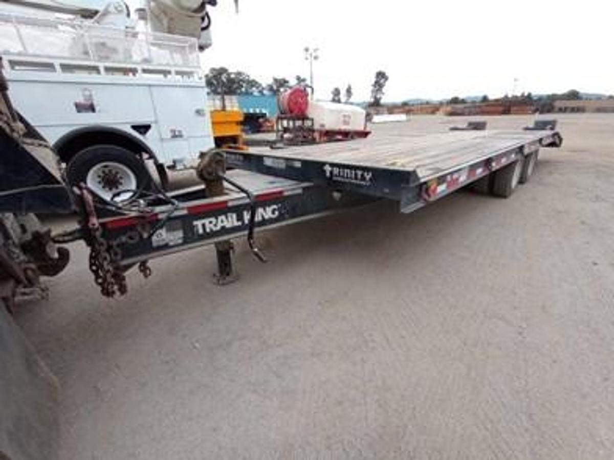 Used 2019 Trail King T-40