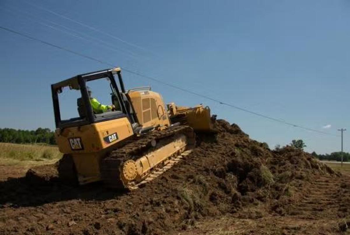 Used Caterpillar D4K XL – 89–92HP 18K–20K Dozer