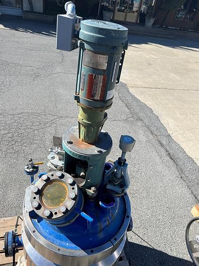 Used Reactor, 20 Gallon, Glass Lined, De Dietrich, 150 PSI, Jacketed, Agitated #S744733