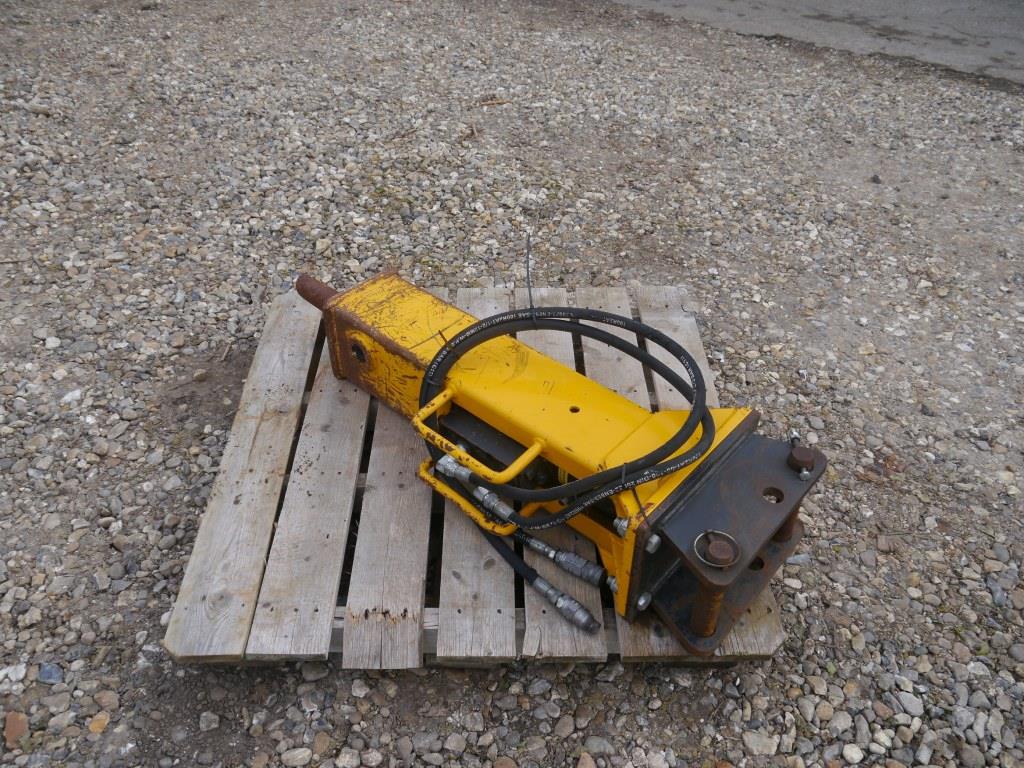Used Arrowhead S40 Breaker
