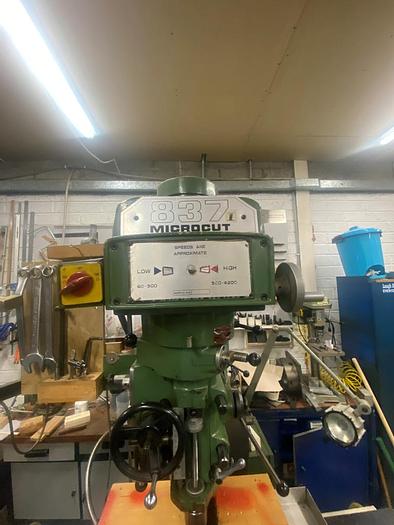 Used Microcut 837 Manual Turret Milling Machine
