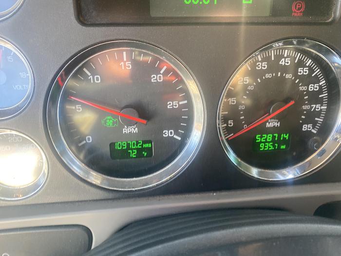 Used 2013 Kenworth T700