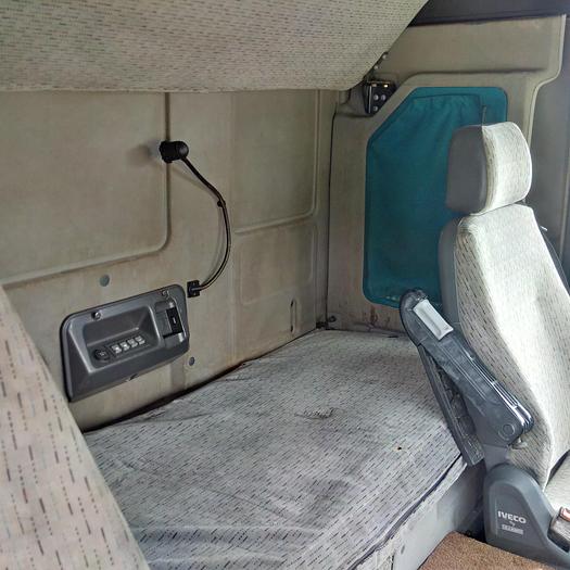Usado 2001 IVECO Eurostar 440E43 tractor unit