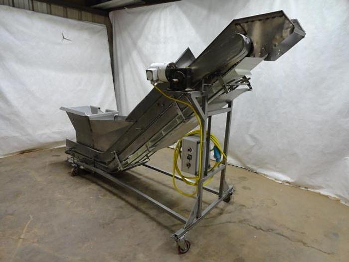 Used Incline Conveyor; 14"W Cleated Belt