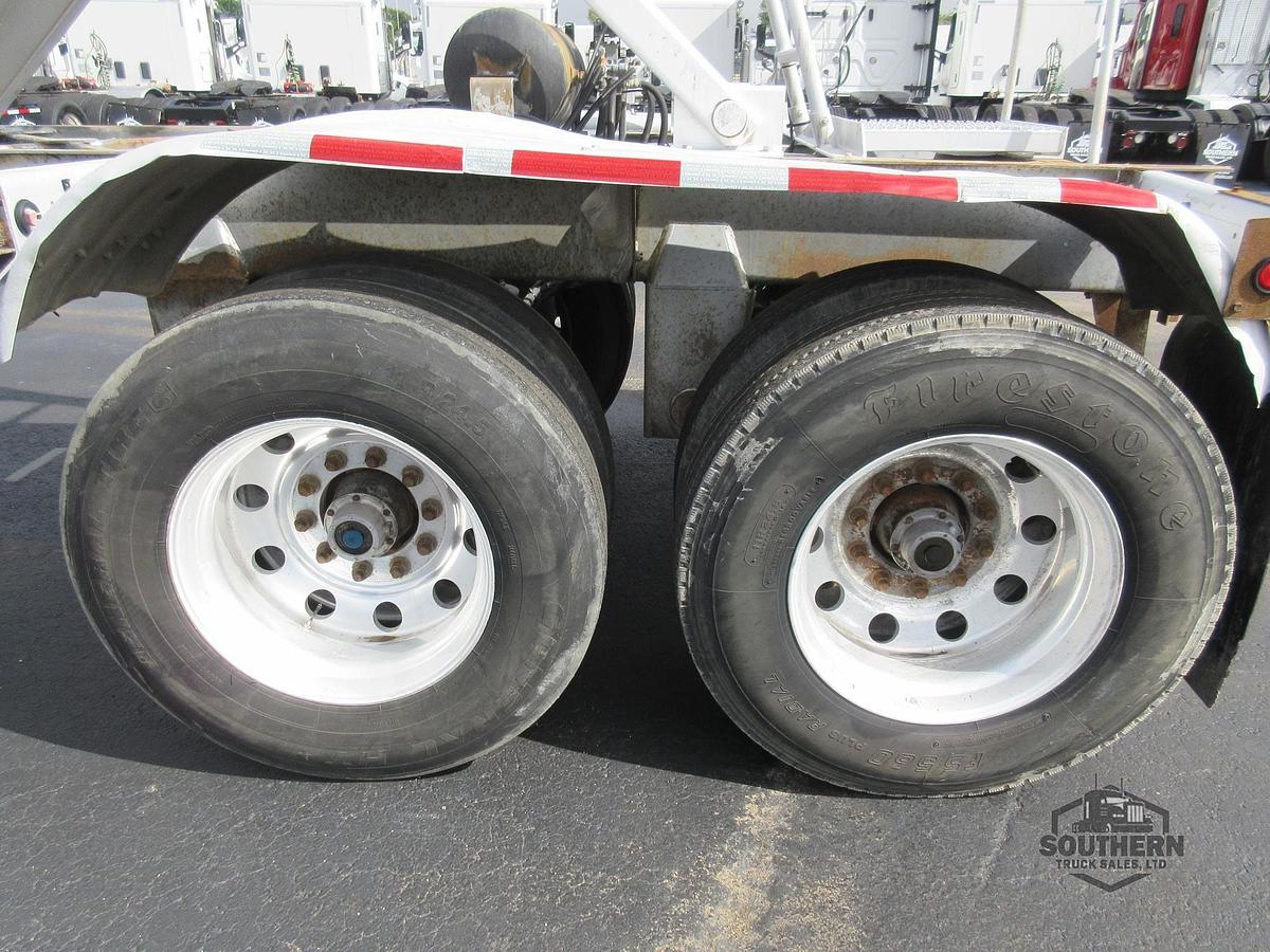 Used 2010 VANTAGE Tandem Axle