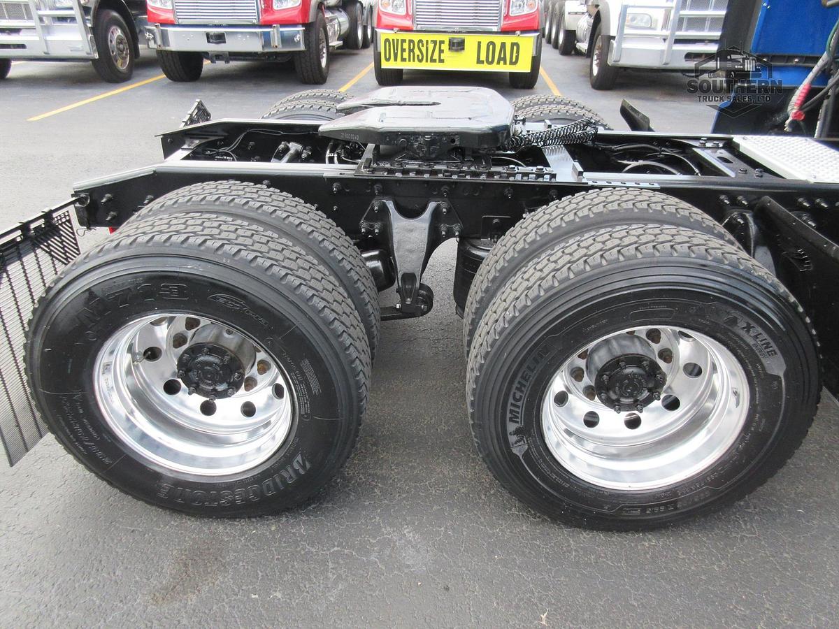 Used 2021 INTERNATIONAL LT