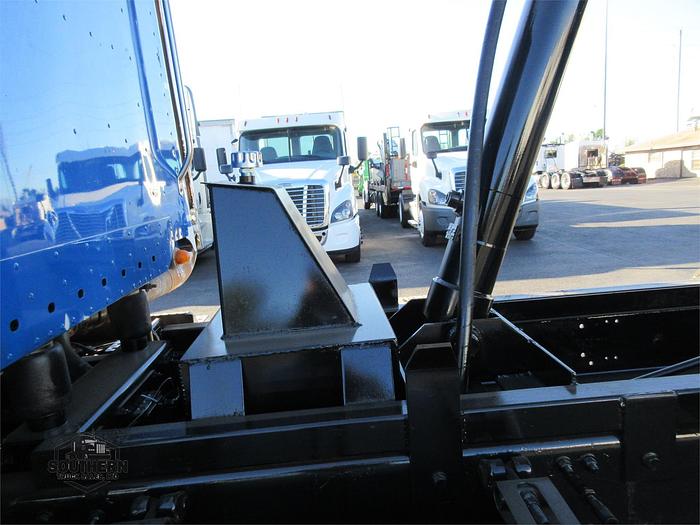 Used 2015 FREIGHTLINER CORONADO 122 SD