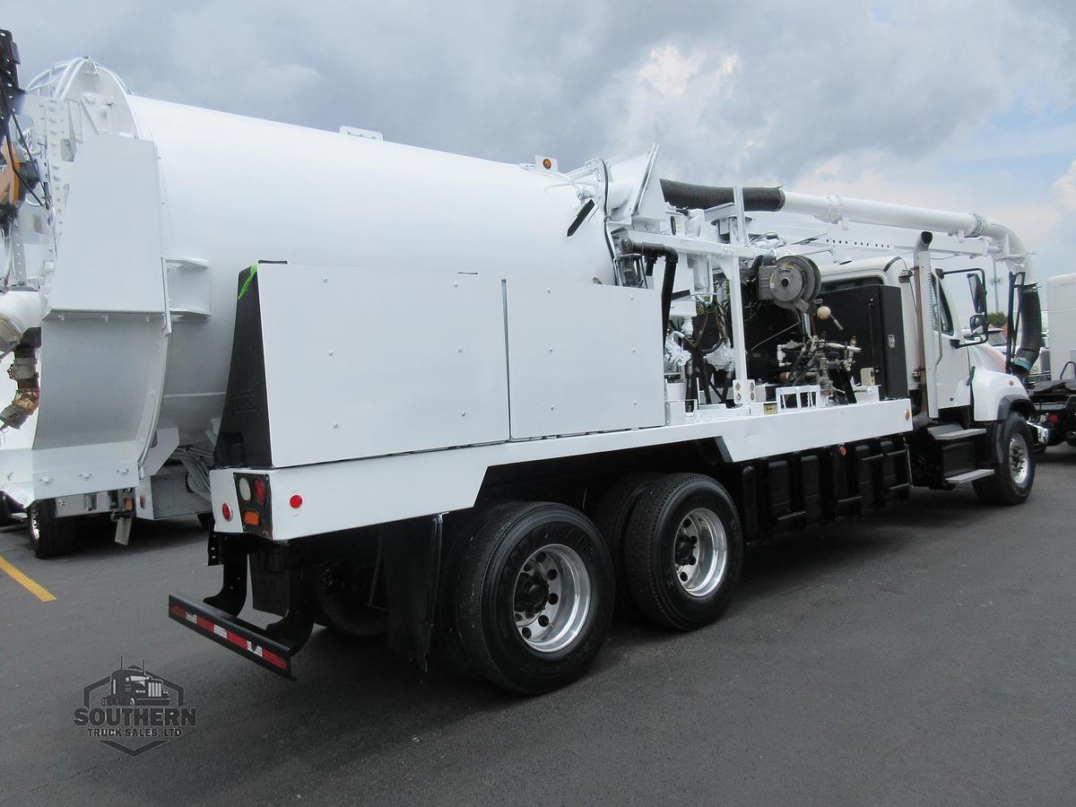 Used 2015 FREIGHTLINER 114SD