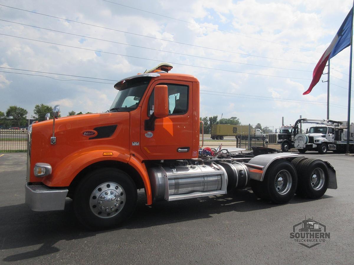 Used 2019 PETERBILT 567