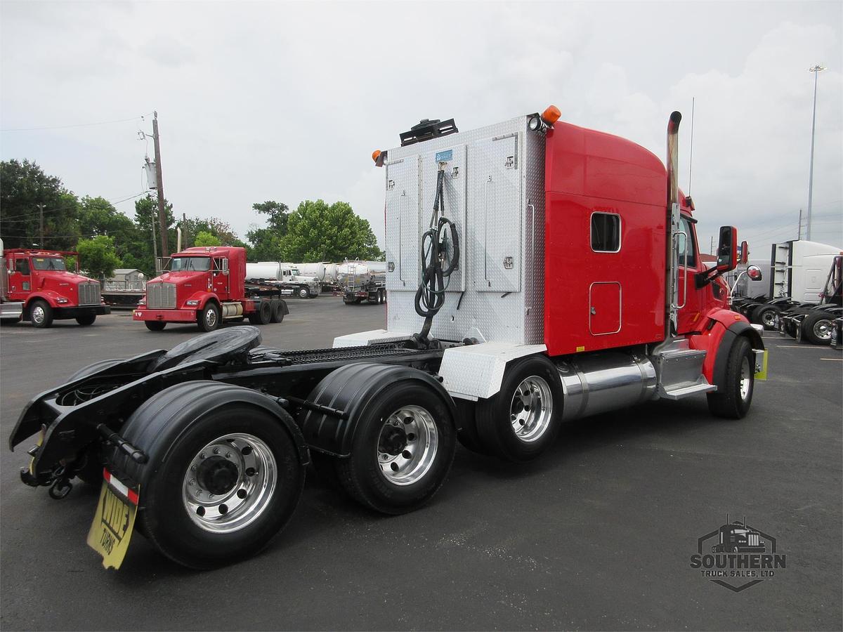 Used 2020 PETERBILT 567