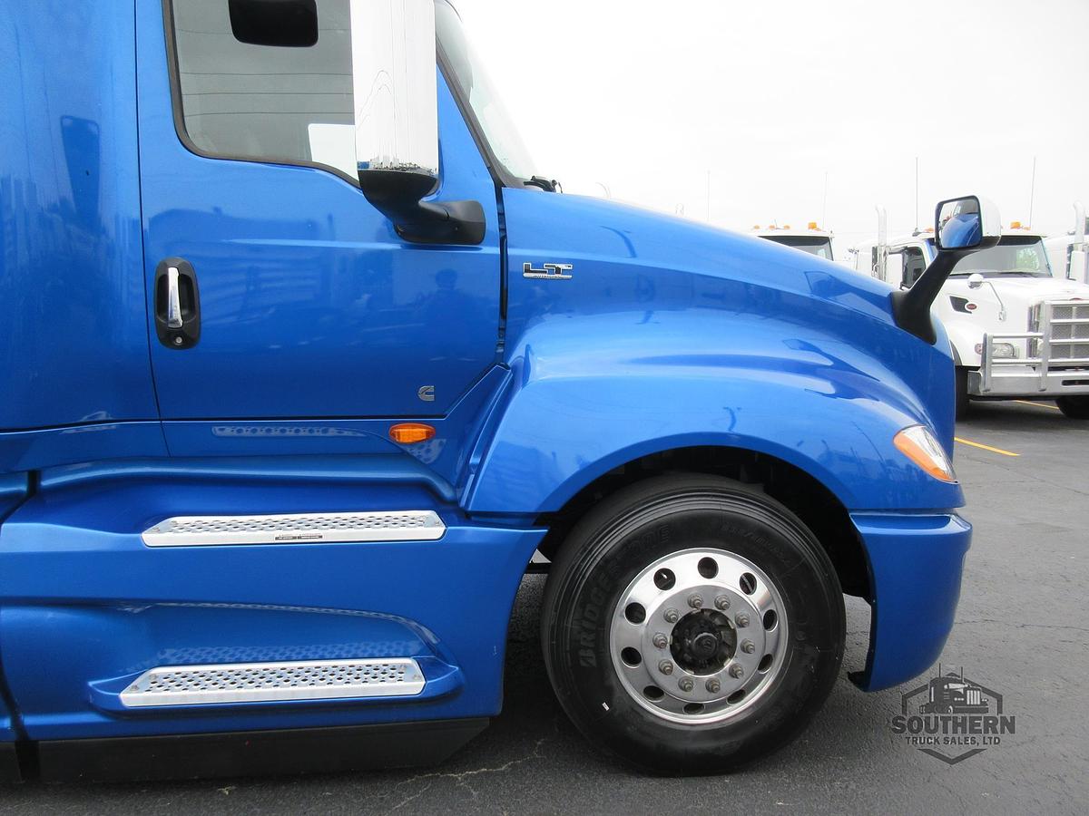 Used 2021 INTERNATIONAL LT
