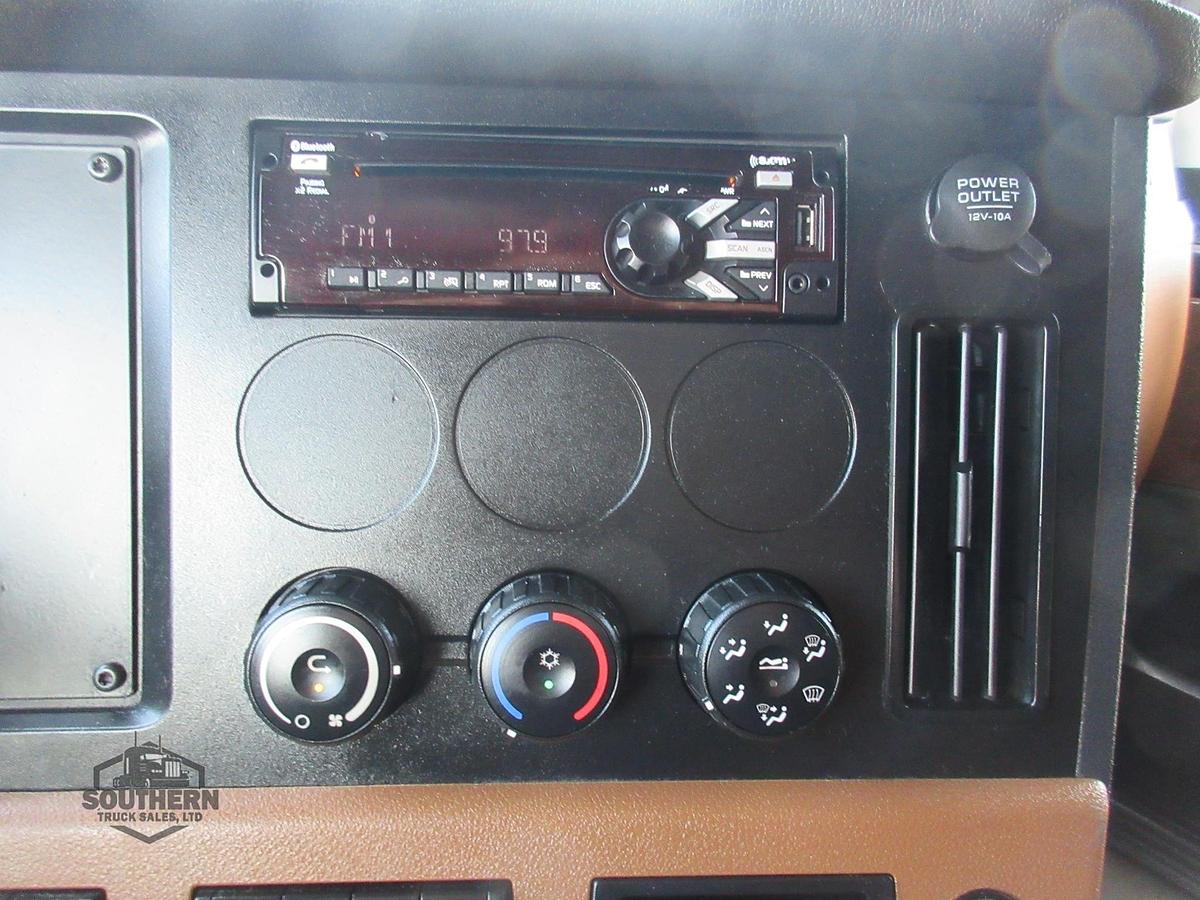 Used 2020 FREIGHTLINER CASCADIA 126