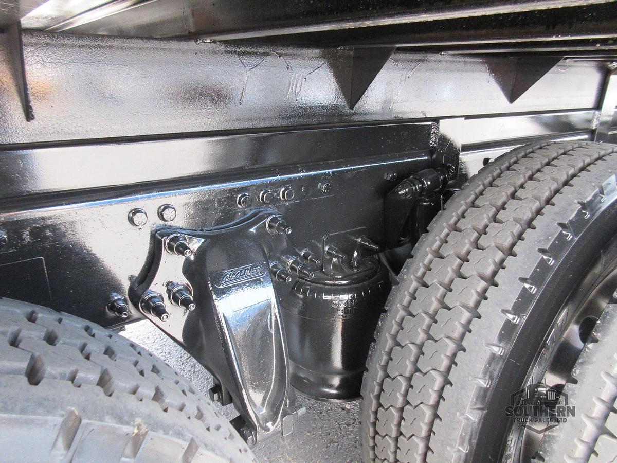 Used 2018 FREIGHTLINER CASCADIA 125