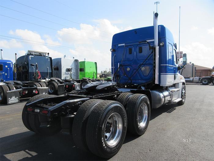 Used 2017 FREIGHTLINER CASCADIA 125