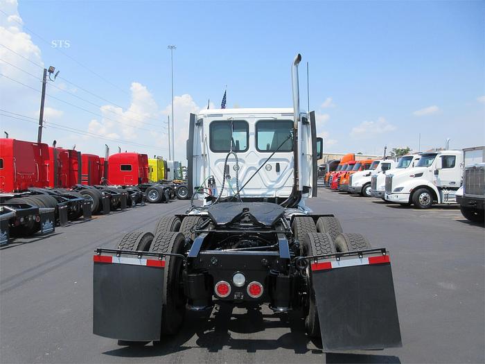 Used 2019 FREIGHTLINER CASCADIA 125