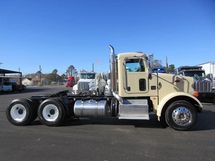 Used 2013 PETERBILT 365