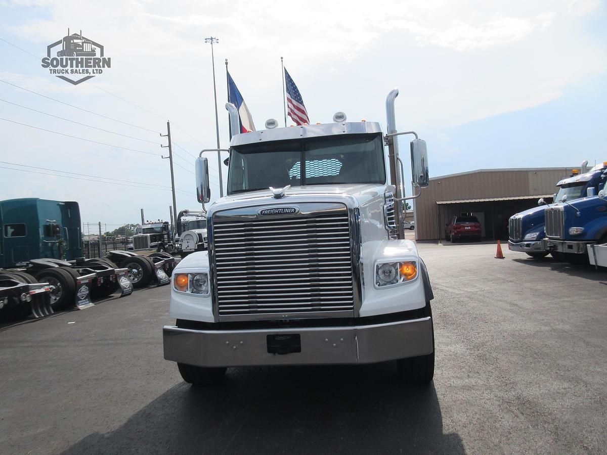 Used 2018 FREIGHTLINER CORONADO 122 SD