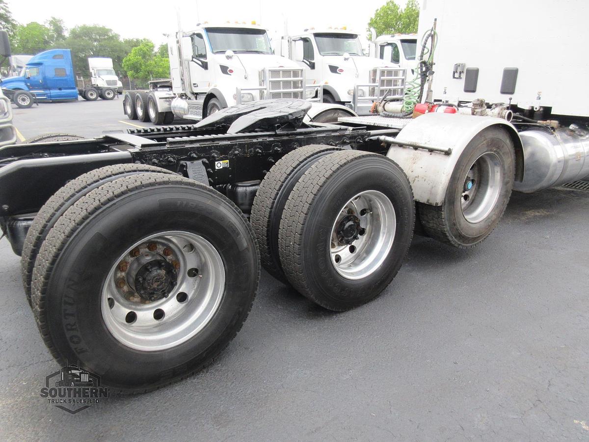 Used 2019 PETERBILT 567
