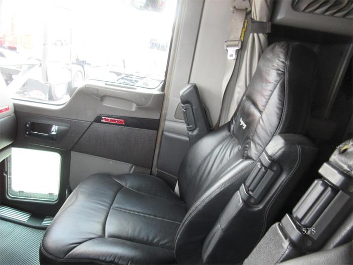 Used 2013 KENWORTH T660